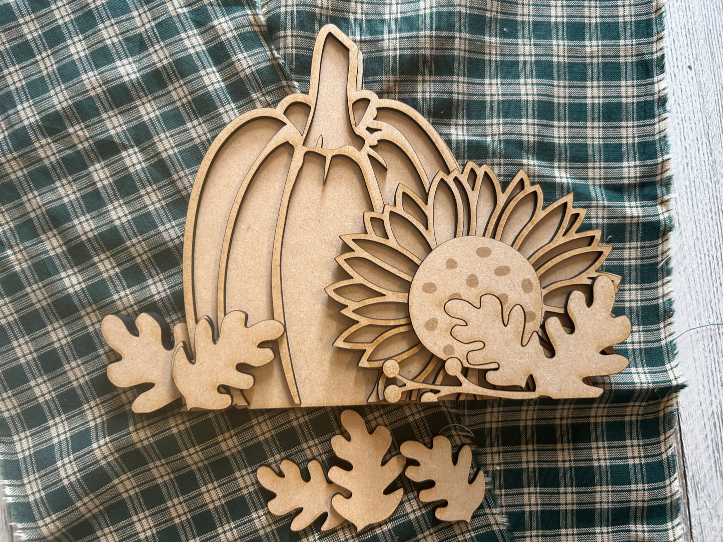 Pumpkin and sunflower shelf sitter