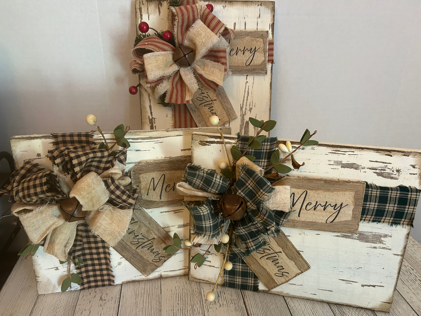 Christmas Package Shelf Sitter