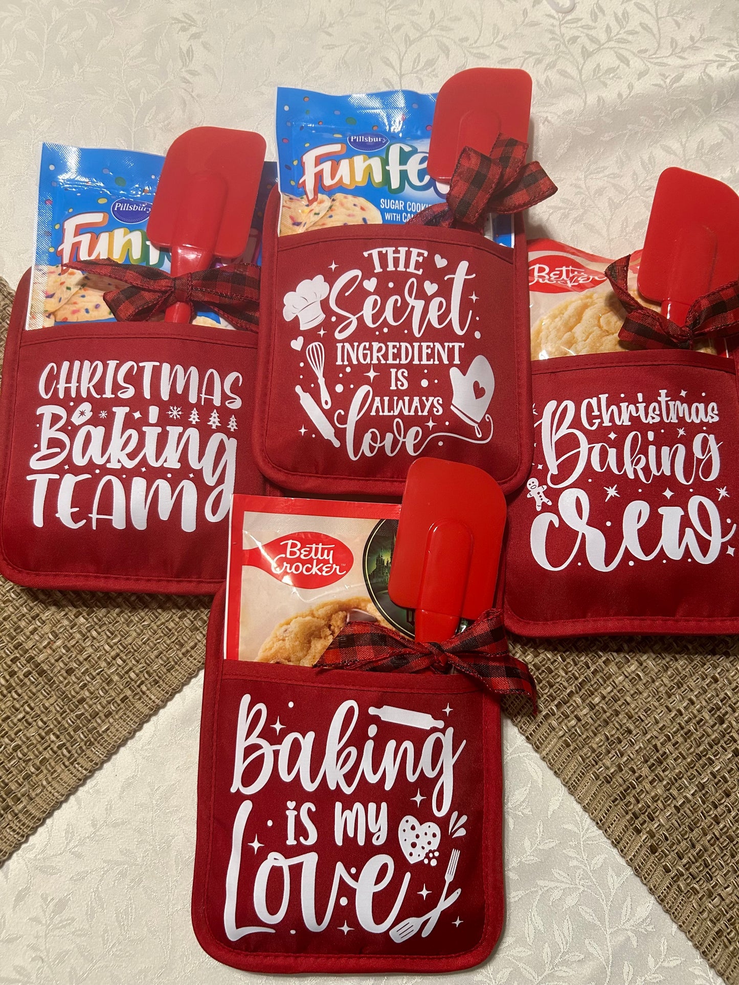 Christmas Baking Mitts