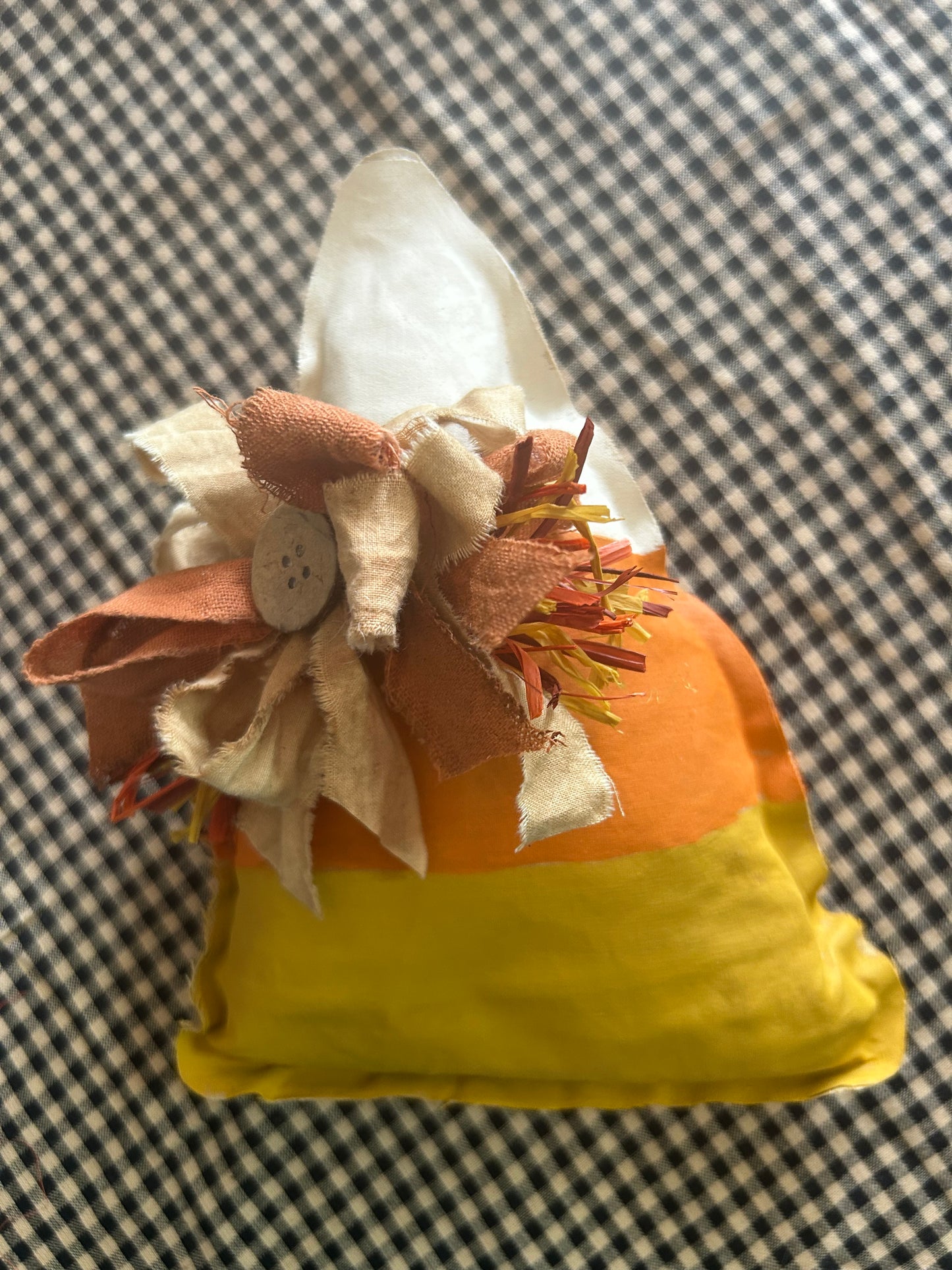 Candy Corn shelf sitter or dough bowl filler